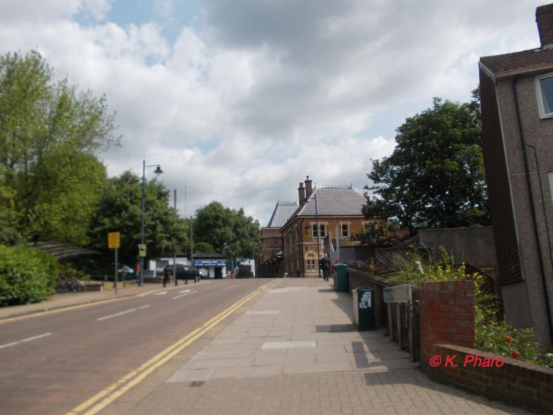 Crystal Palace Stn Road view from Anerley Hill.jpg